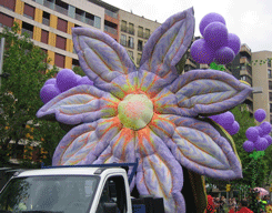 Lilac inflatable flower 6 m